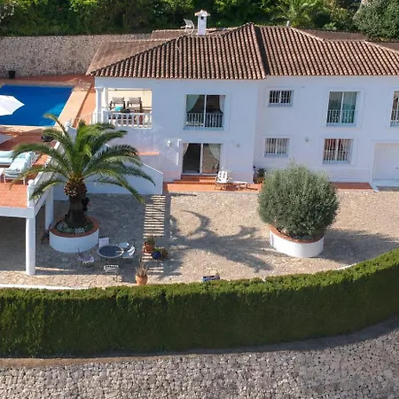 Elizabeth Villa